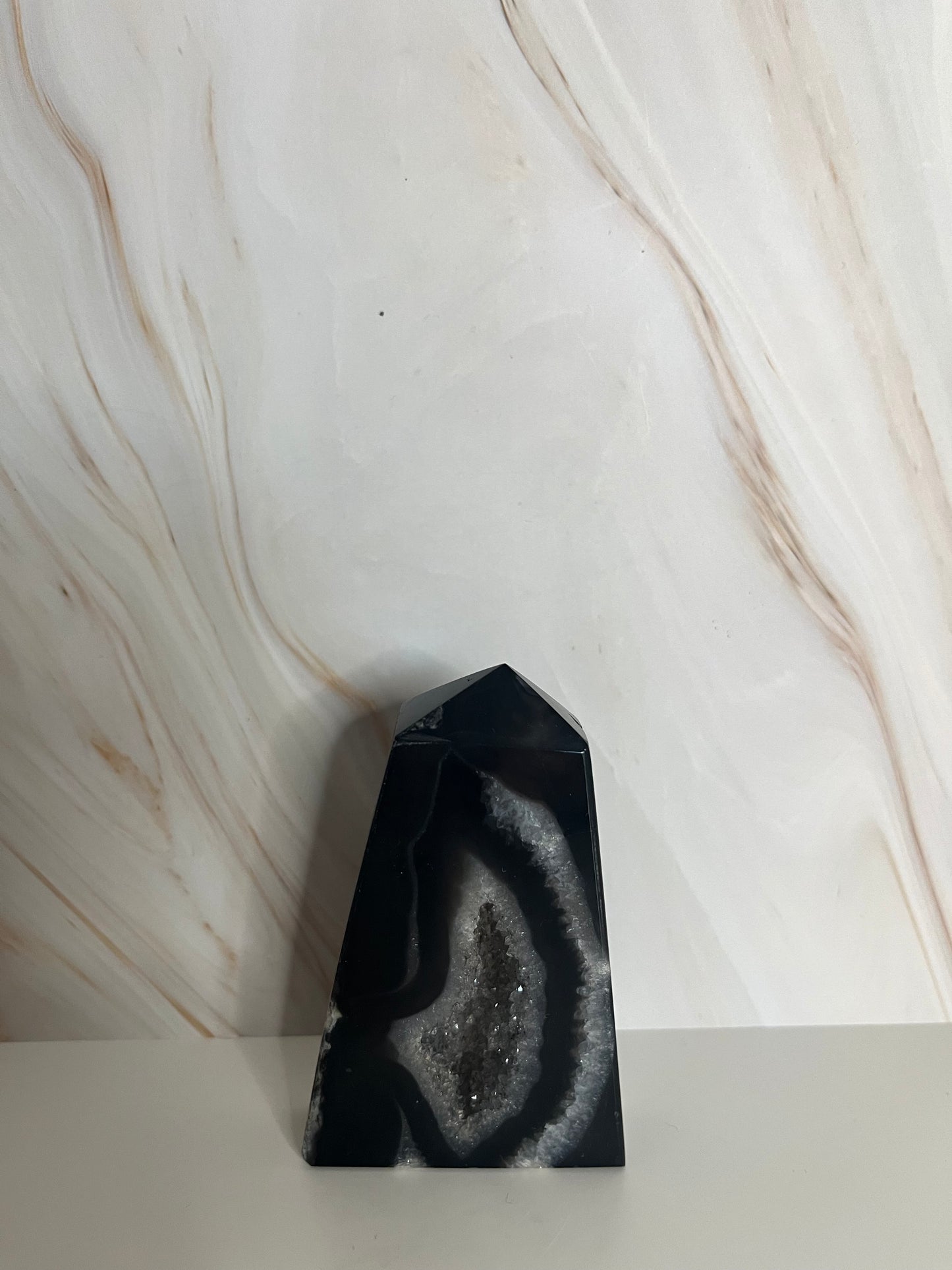 Schwarzer Achat