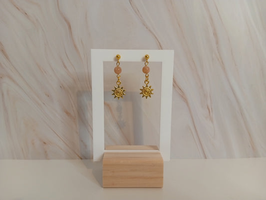 Ohrringe mit Sonnenstein – nickelfreie und vergoldete Edelstein-Ohrringe, 5 cm